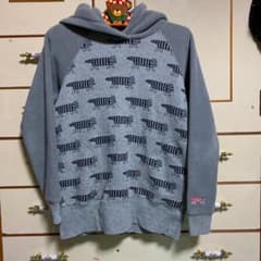 パーカーのサムネイル