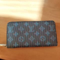 長財布のサムネイル
