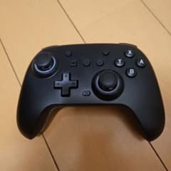 任天堂-Switchコントローラー(ワイヤレスのブラック)のサムネイル