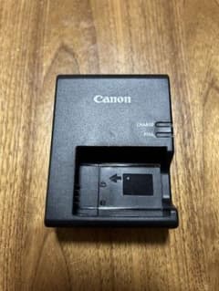 【新品、美品】Canonキャノン純正バッテリーチャージャーLC-E17のサムネイル