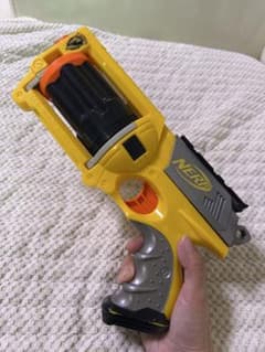 TROOP様専用Nerf リボルバー トイガン イエローのサムネイル