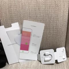 iPhone8  アイフォン7 イヤホンのサムネイル
