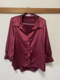 LOAVIES サテンシャツ ボルドー XSサイズのサムネイル