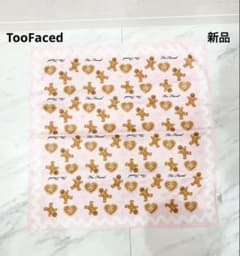 Too Faced ジンジャーブレッド バンダナのサムネイル