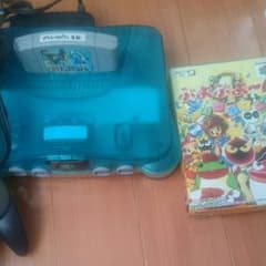 ニンテンドー64 本体 コントローラ4つのサムネイル