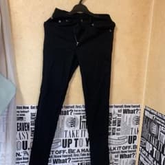 スキニー 黒のサムネイル