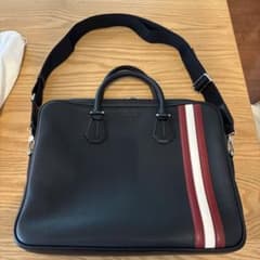 洋*や様 BALLY ブリーフケース　横37cm、高さ30cm、幅広い6cm BALLY ブリーフケース 横37cm、高さ30cm、幅広い6cm - メルカリ