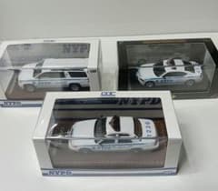 NYPD ダイキャストミニカー 3台セット 1/64 NYPD ダイキャストミニカー 3台セット 1/64 - メルカリ