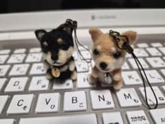 羊毛フェルト　ストラップ　チワワ？柴犬？のサムネイル