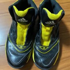 アディダス　バスケットシューズのサムネイル