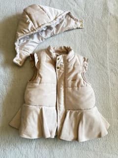 petit mainフード付きダウンベスト ベージュMのサムネイル