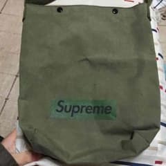 supreme ミリタリーバッグのサムネイル