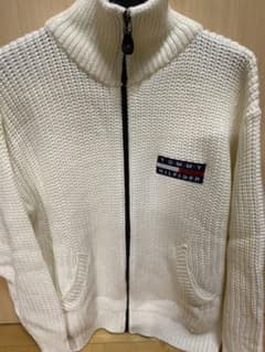 【しょうた様専用】TOMMY HILFIGER ニット ジップアップのサムネイル