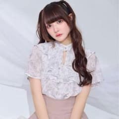 ミシェルマカロン　ロイヤルフルールケープブラウスのサムネイル