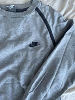 Nike 薄手トレーナーのサムネイル