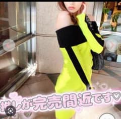 オフショルミニワンピースのサムネイル