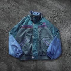 ス*グ様 80s～90s oldアディダス 玉虫色 ナイロンジャケット XL ト