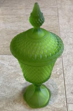 ヴィンテージ 蓋付きガラス容器 キャンディポット ライムグリーン マット仕上げ ヴィンテージ 蓋付きガラス容器 キャンディポット ライムグリーン