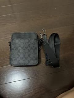 COACH シグネチャー ショルダーバッグ ブラックのサムネイル