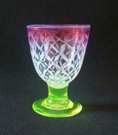 和ガラス　金赤縁七宝繋文　三色氷コップ　ウラン足　吹きガラス 和ガラス 金赤縁七宝繋文 三色氷コップ ウラン足 吹きガラス - メルカリ