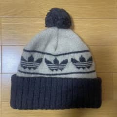 adidas アディダス　オリジナルス　ポンポンニット帽　ニット帽のサムネイル