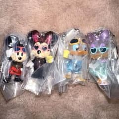 ディズニーキャラクター SUMMER マスコットチャーム 全４種のサムネイル