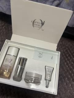 Dior Capture Totale トライアルセット コフレ | Mercari