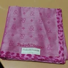 [mom okapi様専用]♡Pinky＆Dianneピンクのハンカチ♡のサムネイル