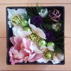母の日のギフトに！和モダンなフラワーBOXのサムネイル