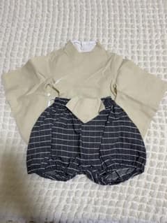 ベージュ着物風上着とチェック柄パンツセットのサムネイル