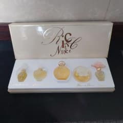 NINA RICCI ミニ香水 5本セット - メルカリ