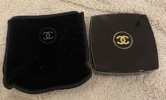 CHANEL レ キャトル オンブル N°5 アイシャドウのサムネイル