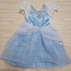 美品! ディズニーストア シンデレラドレス 3歳 100cmのサムネイル