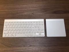 アップルワイヤレスキーボード&マジックトラックパッドのサムネイル