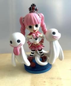 ワンピース ワールドコレクタブルフィギュアvol.2.3ペローナ＆ホロホロ ワンピース ワールドコレクタブルフィギュアvol.2.3ペローナ＆ホロホロ