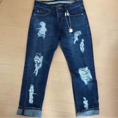 ダメージデニムのサムネイル