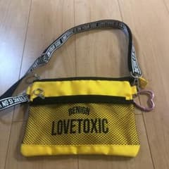 値下げ　8月中ラブトキシック　ショルダーバッグのサムネイル