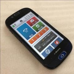 送料込★docomo F-12D ネイビー 判定◯ スマホ 中古のサムネイル