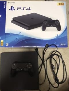 PlayStation®4 ジェット・ブラック 500GB CUH-2100A…のサムネイル