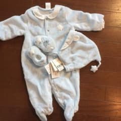 新生児50-70 冬用 足つきロンパース、帽子、ベビーシューズのサムネイル