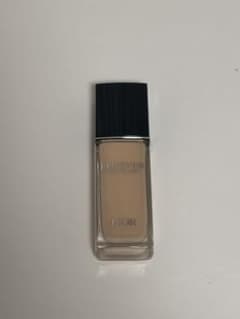 Dior ディオールスキン フォーエヴァー フルイド グロウ 1Nのサムネイル