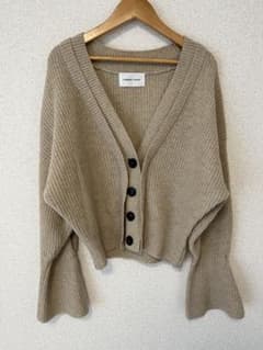 CAPRICIEUX LE'MAGE ウール100Wボタンカーディガン Fのサムネイル
