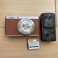 FUJIFILM 富士フイルム XF1 ジャンク品のサムネイル
