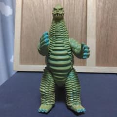 ウルトラ怪獣シリーズ レッドキングBANDAI 2000人形 怪獣