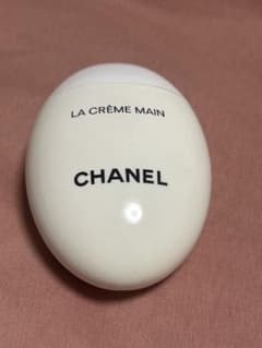 CHANEL LA CRÈME MAIN ハンドクリーム 50mlのサムネイル