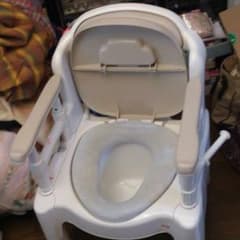 ※ラウレア様専用！★ポータブルトイレ★のサムネイル