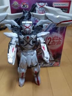 ナンバーワン戦隊ゴジュウジャー　　DXテガジューンのサムネイル