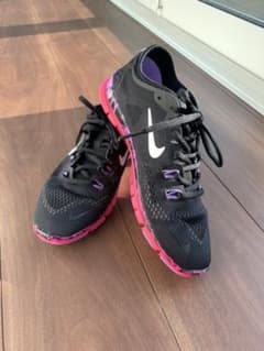NIKE スニーカー ランニングシューズのサムネイル