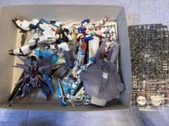 ガンプラ　ジャンク　HG MG RG等のサムネイル
