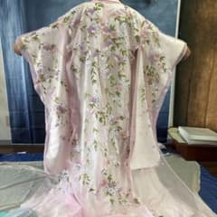 桜と枝垂れ柳の刺繍入りオーガンジー打掛 - メルカリ